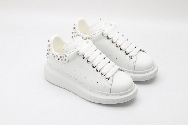 MQ Sneakers
