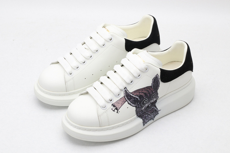 MQ Sneakers