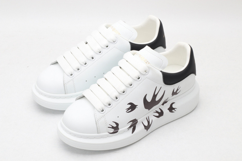 MQ Sneakers