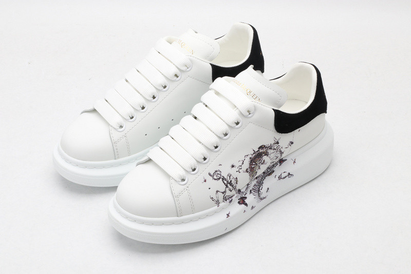 MQ Sneakers