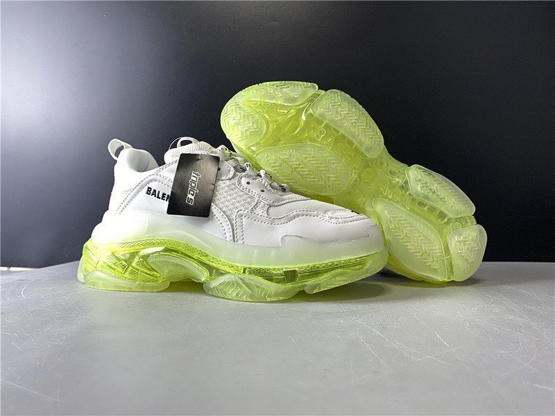 BLCG Triple S 544351-W09O1-0828
