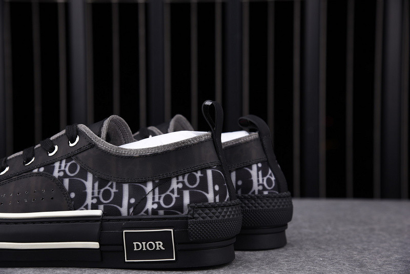 DR B23 Low Top Canvas Oblique Black 3SN249YJP_H960