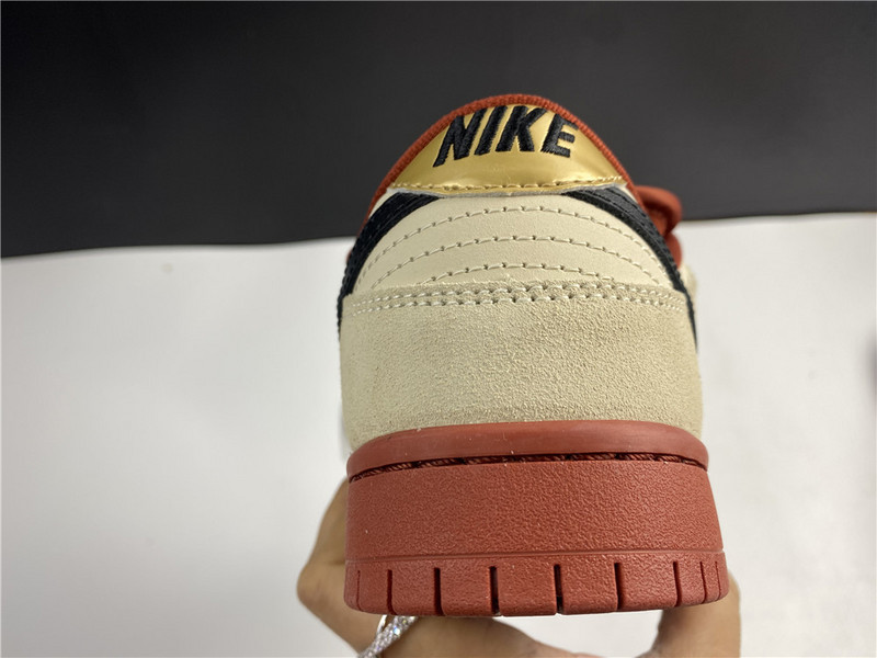 Nike SB Dunk Low "Muslin" BQ6817-100