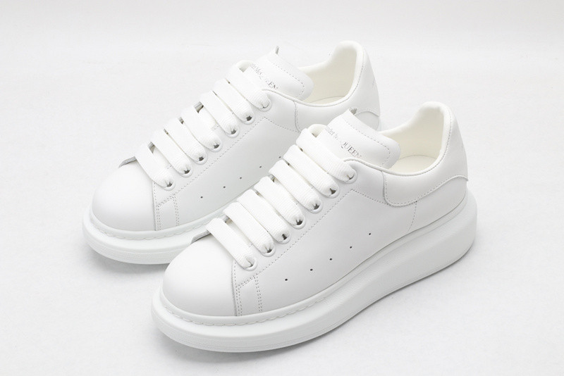 MQ Sneakers