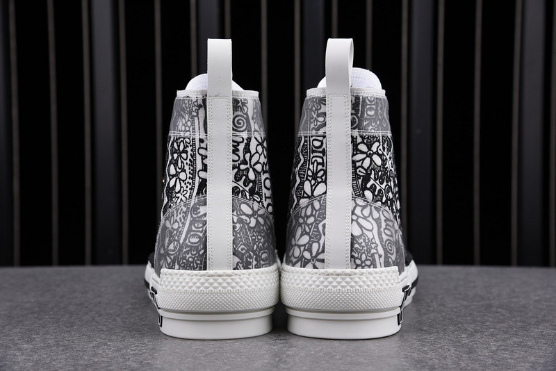 DR B23 High Top Sneaker