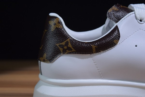MQ Sneakers