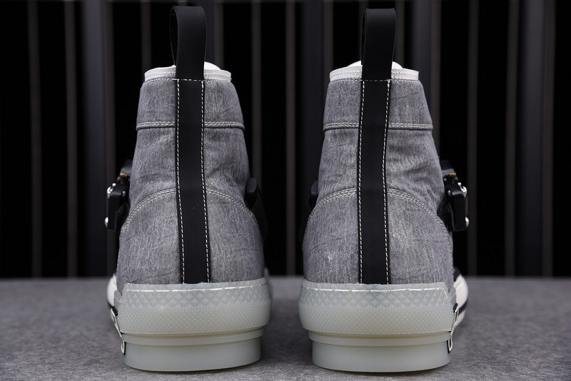 DR B23 High Top Sneaker