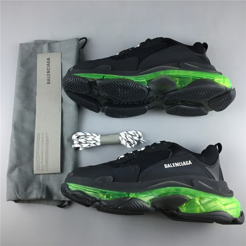 BLCG Triple S 541624-W0901-2140