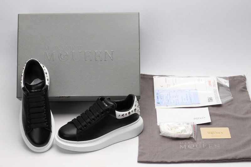 Alexander McQueen Sneakers 553776WHGP51070