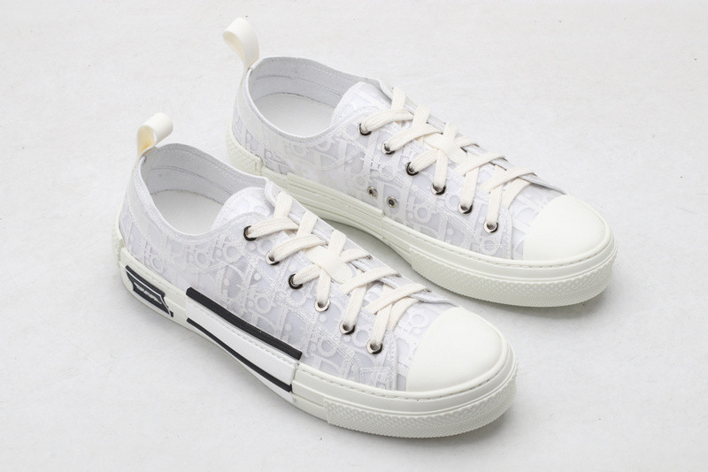 DR B23 Low Top Logo Oblique 3SN249YNT_H060