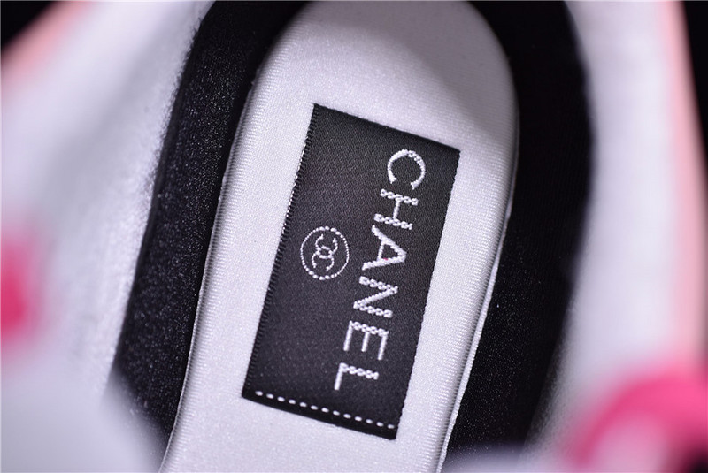 CNL Sneakers