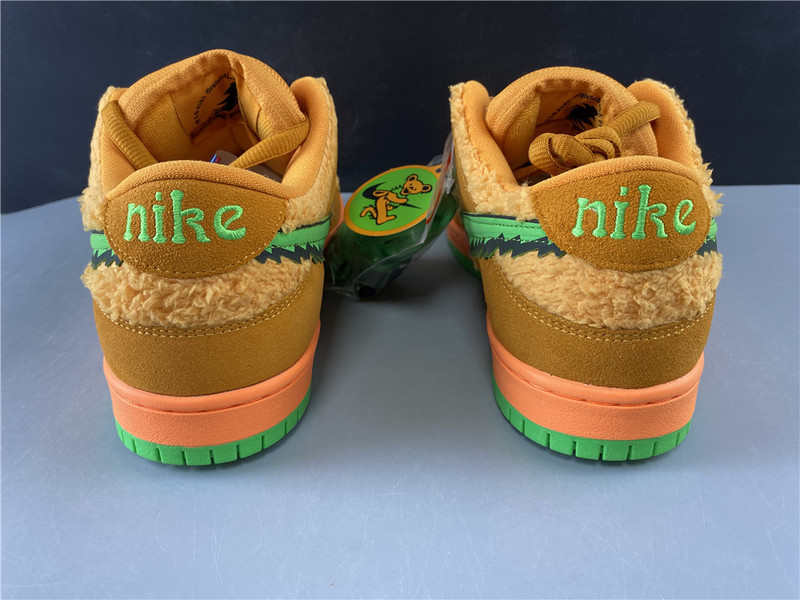 Grateful Dead x Nike SB Dunk Low 