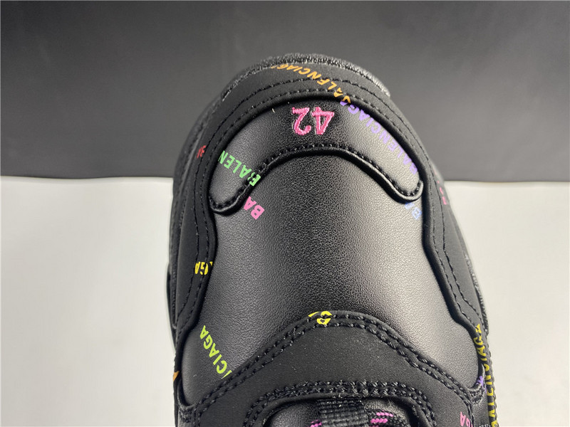 BLCG Triple S 542039-W2FA1-1210