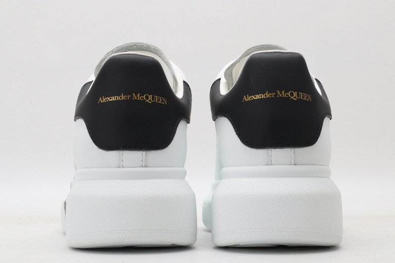 MQ Sneakers
