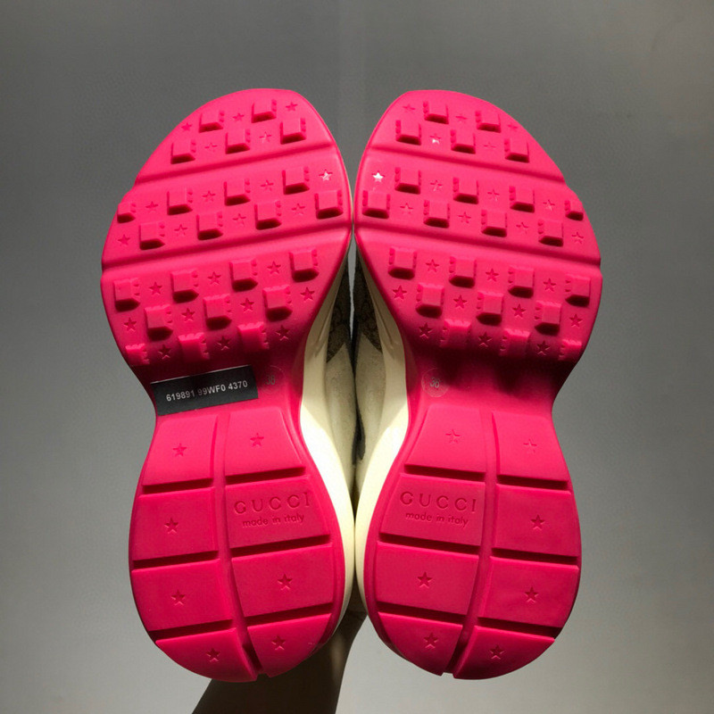 GC Sneakers