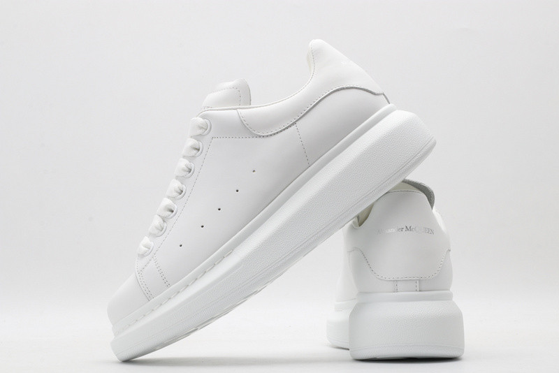 MQ Sneakers