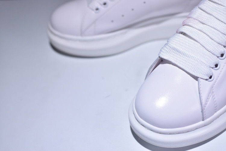 MQ Sneakers 462214-WHFBU-9042