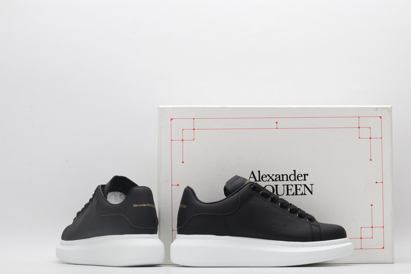 MQ Sneakers