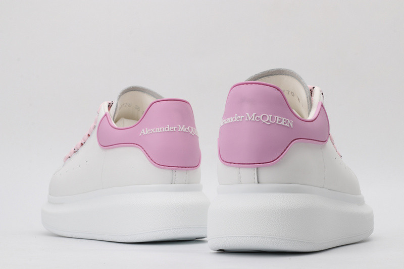 MQ Sneakers