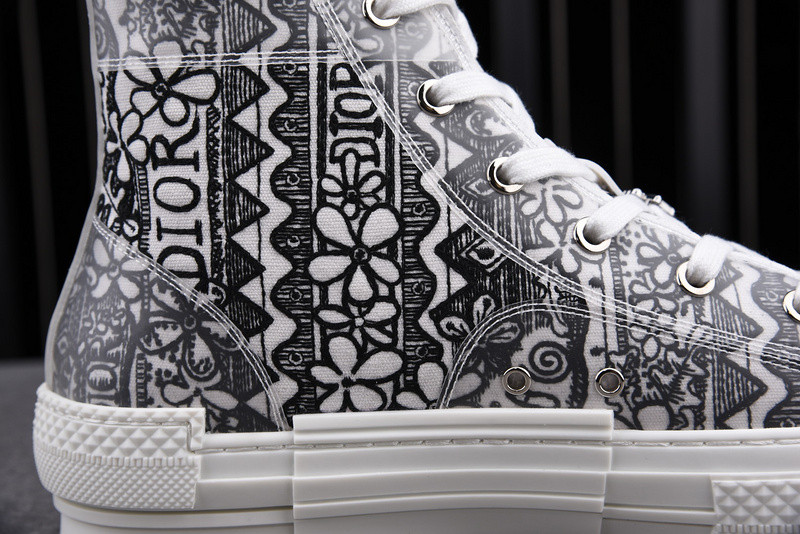 DR B23 High Top Sneaker