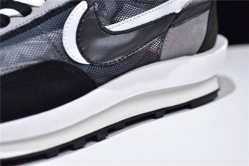 Sacai X Nike LD Waffle 