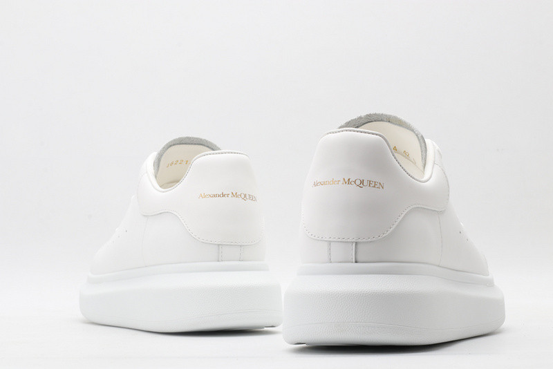 MQ Sneakers
