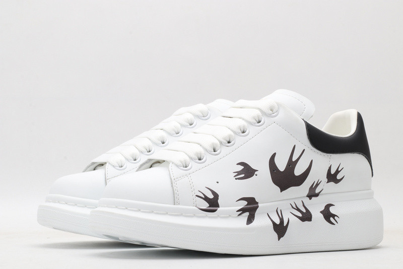 MQ Sneakers