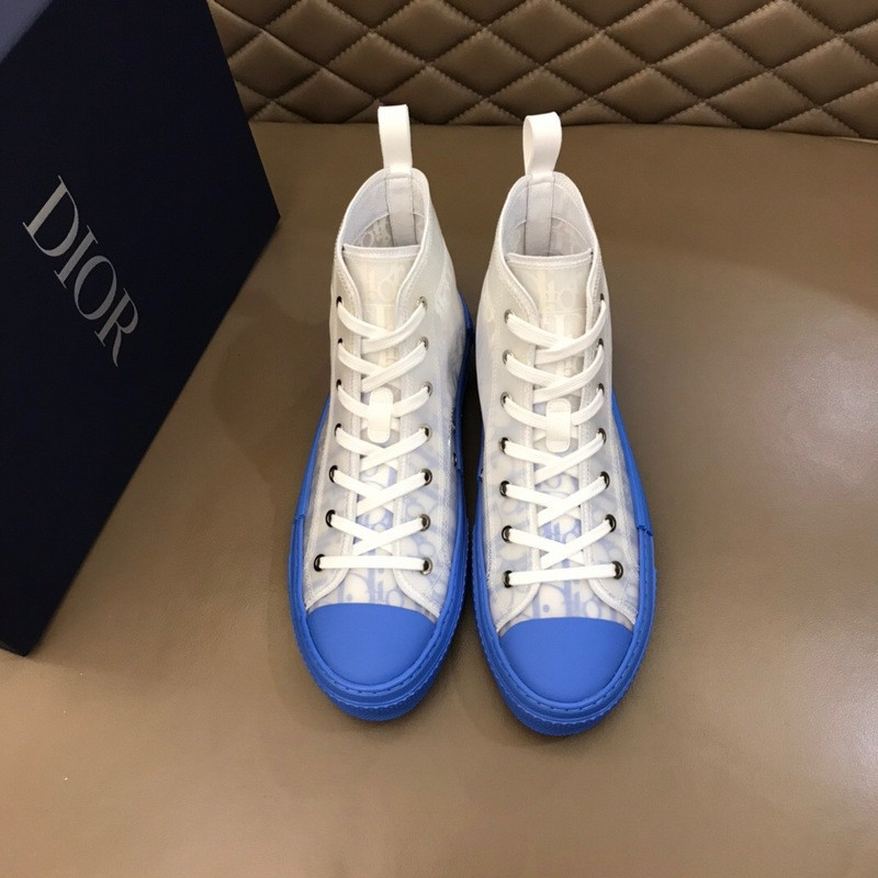 DR B23 High Top Sneaker