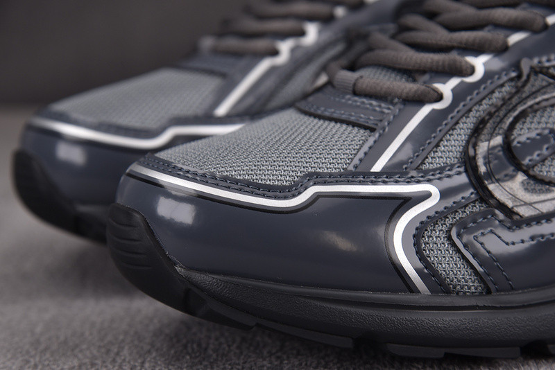 DR B30 Sneaker