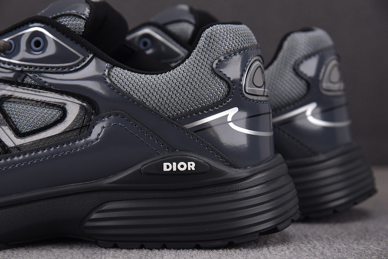 DR B30 Sneaker