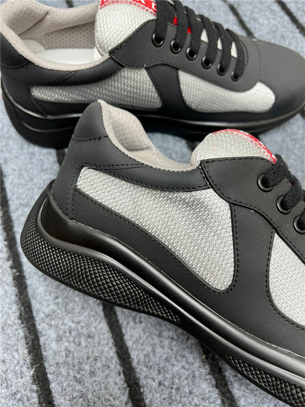 PA Low Sneakers