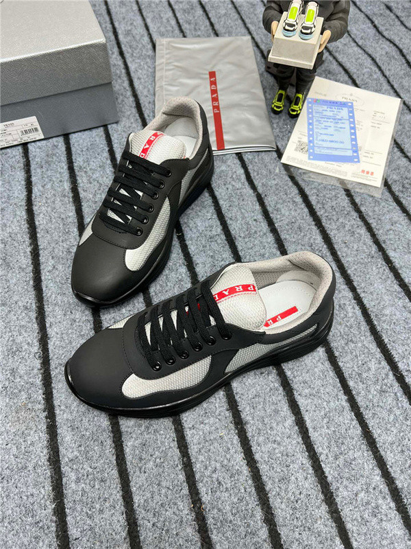 PA Low Sneakers