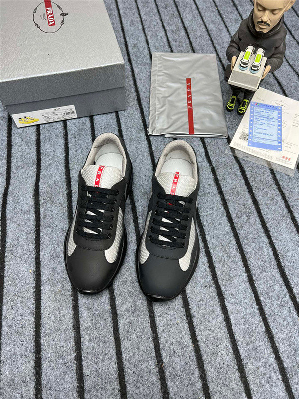 PA Low Sneakers