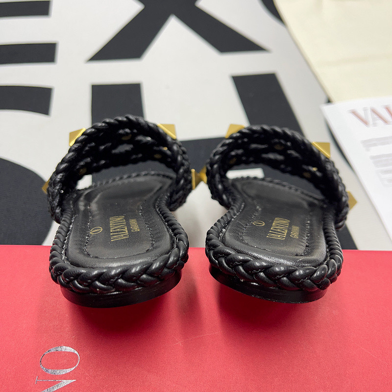 Valenti** sandals