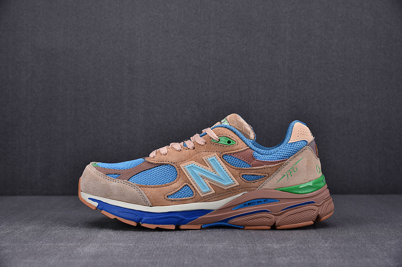 NEW Balan* Sneakers