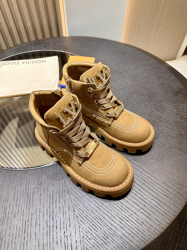 L*V BOOTS