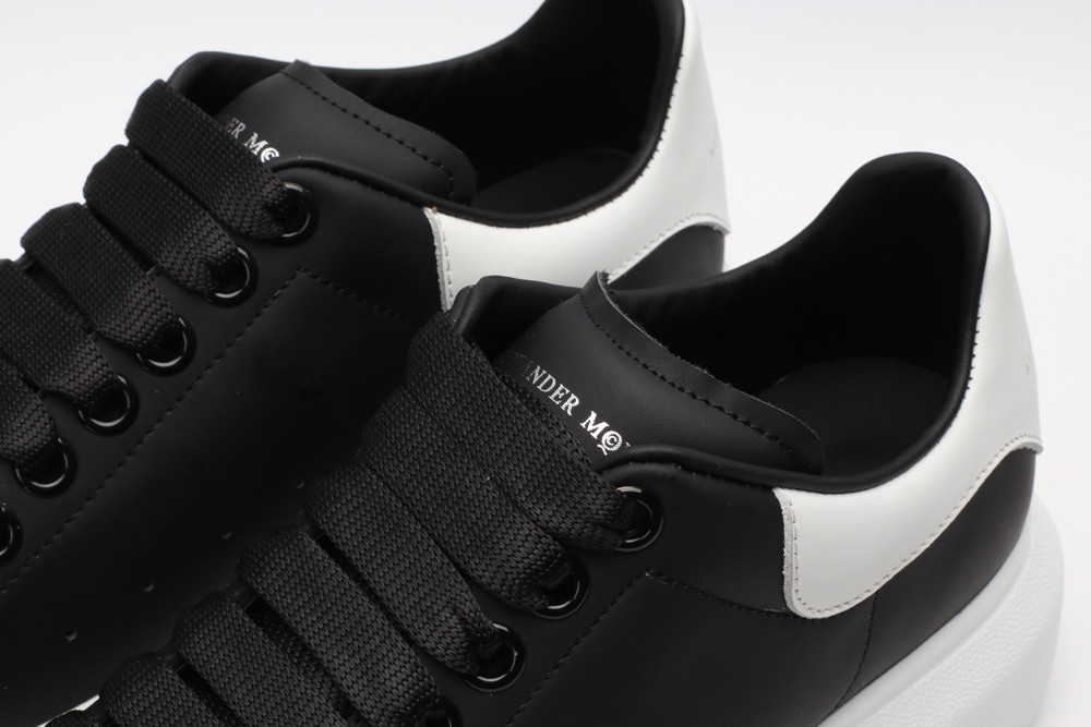 MQ Sneakers