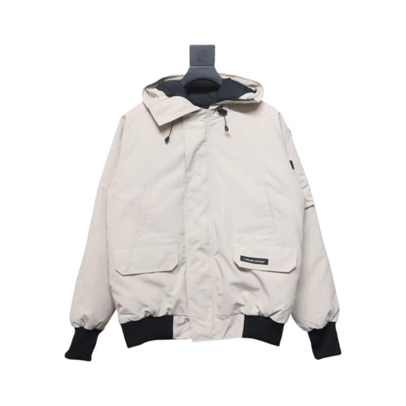 Can*a Go*e coat