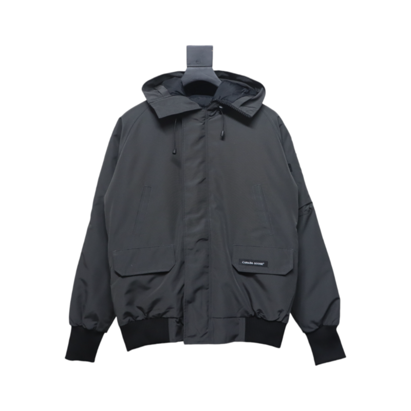 Can*a Go*e coat