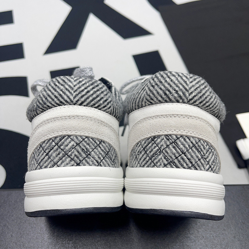 CNL Sneakers