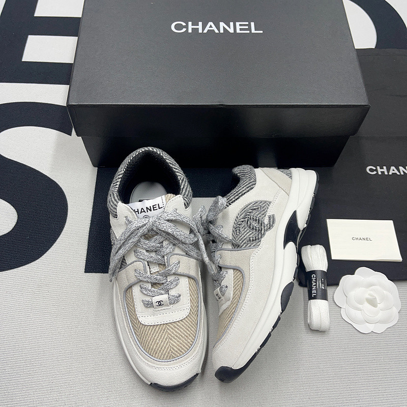 CNL Sneakers