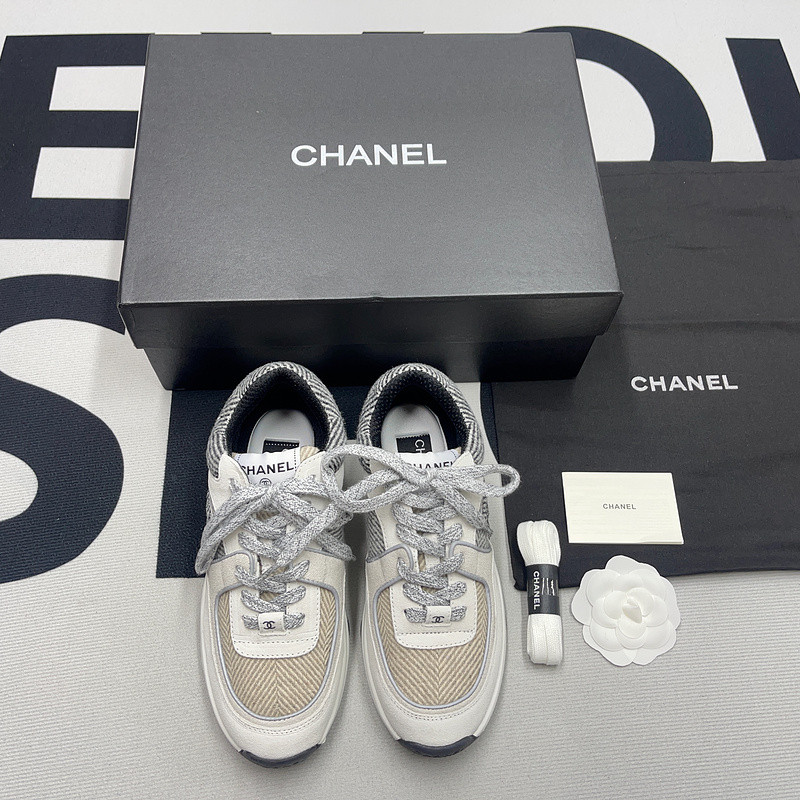 CNL Sneakers