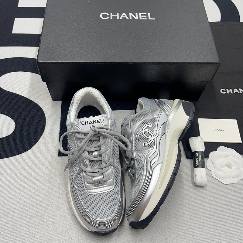 CNL Sneakers