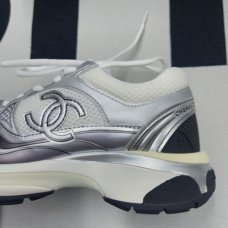 CNL Sneakers