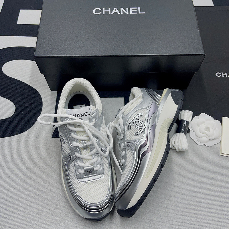 CNL Sneakers