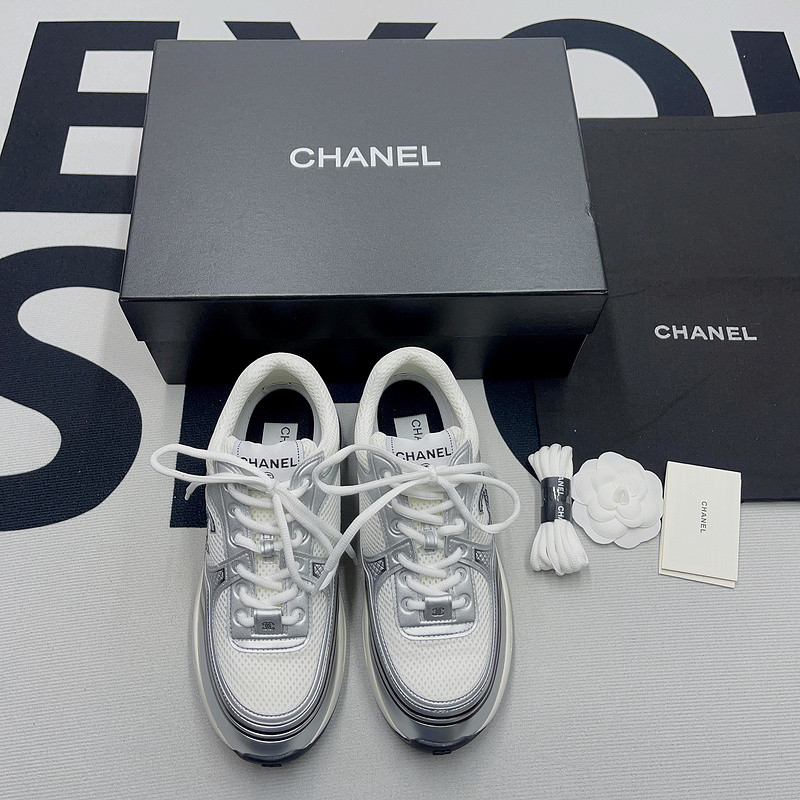 CNL Sneakers
