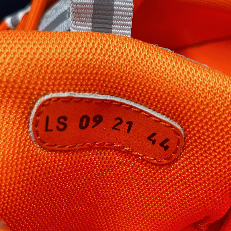 DR B22 Sneaker