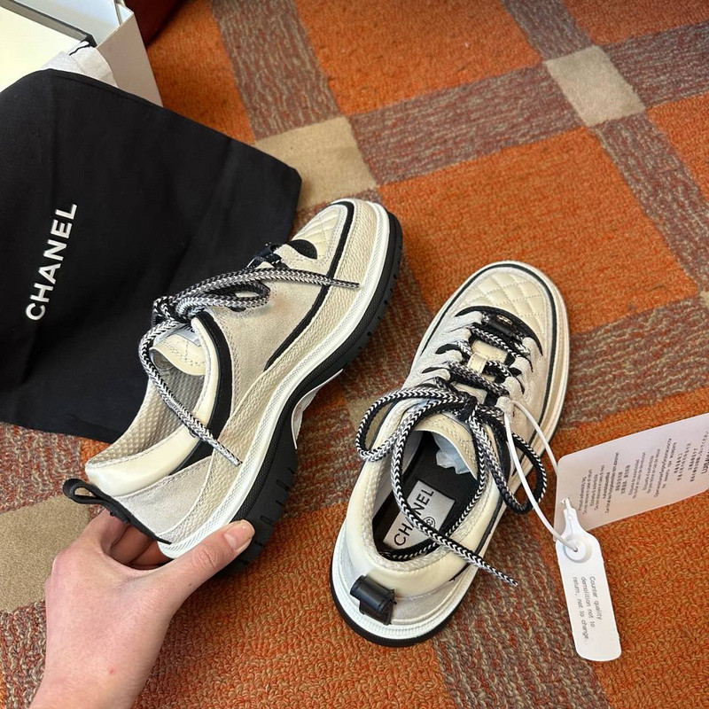 CNL Sneakers
