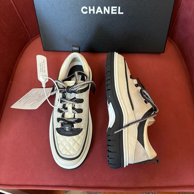 CNL Sneakers