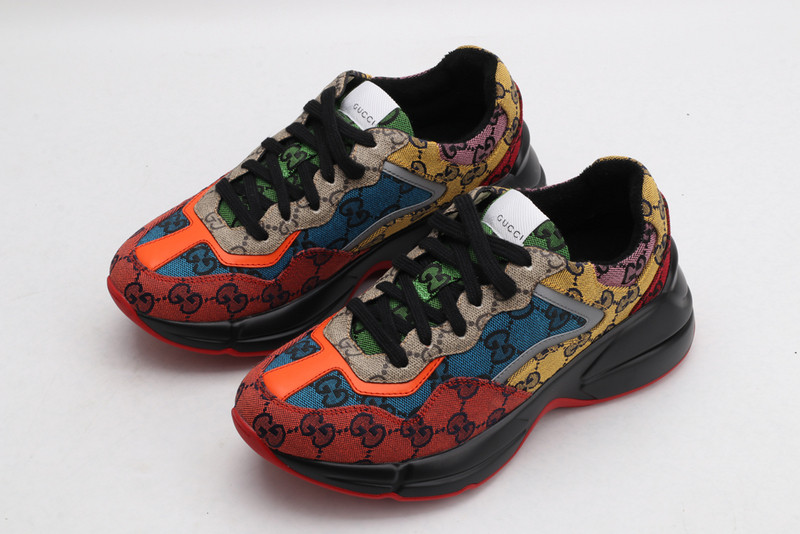 GC Sneakers